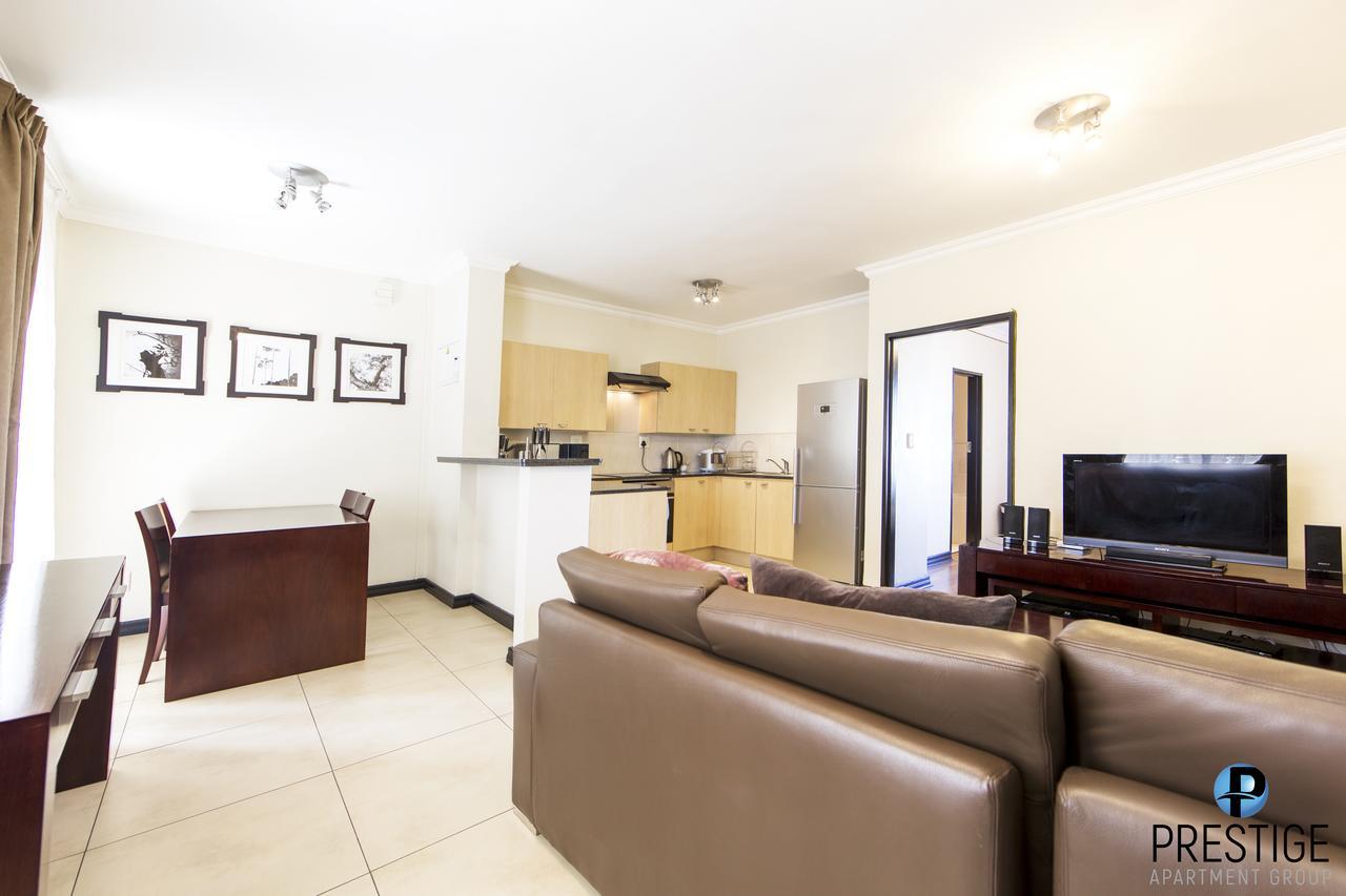 Prestige Apartments Sandton At Westpoint Johannesburg Buitenkant foto